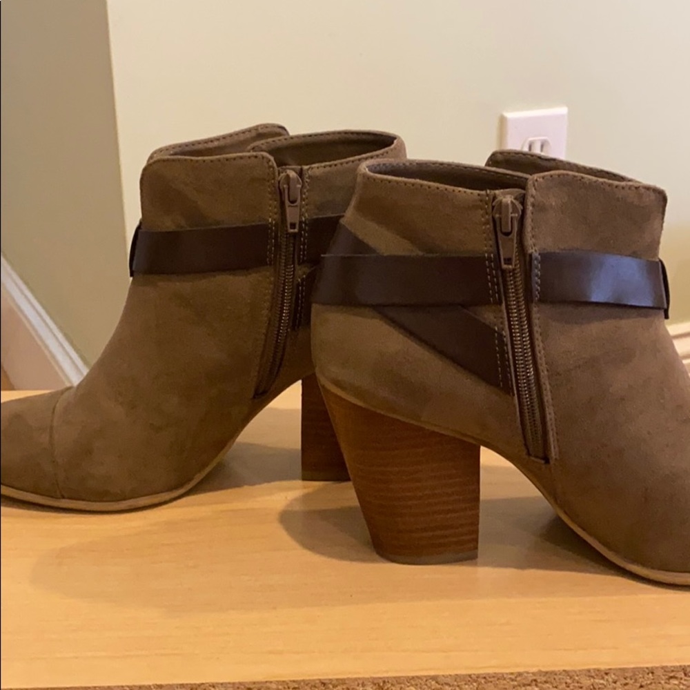 Fall Booties - image 7